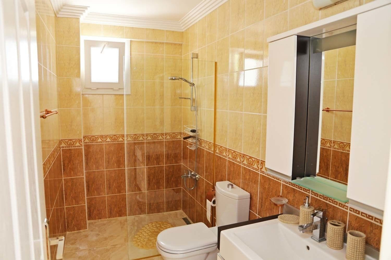 Bathroom 3, Villa Panoroma by Amy Villas
