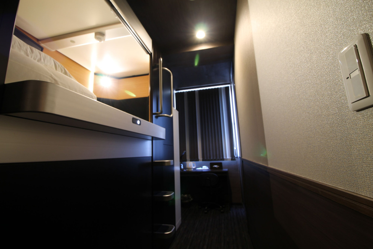 Others 5, Sejour Inn Capsule, Hiroshima