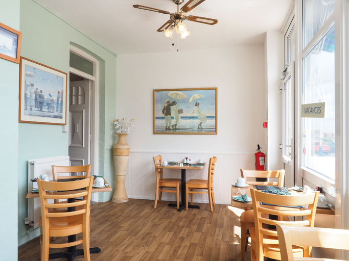 Food & Drinks 4, By The Sea Bed and Breakfast, East Sussex