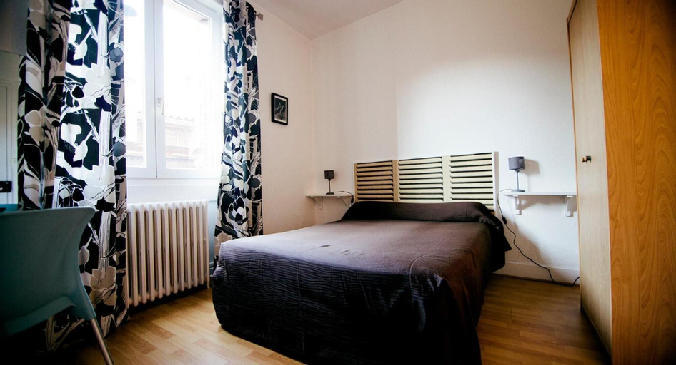 Bedroom 5, Hôtel Restaurant Le Lion dOr, Ain