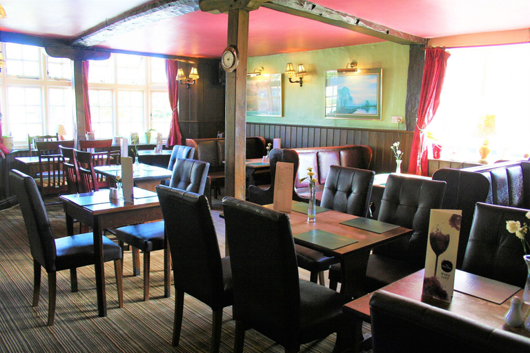 Food & Drinks 4, The White Horse, Suffolk