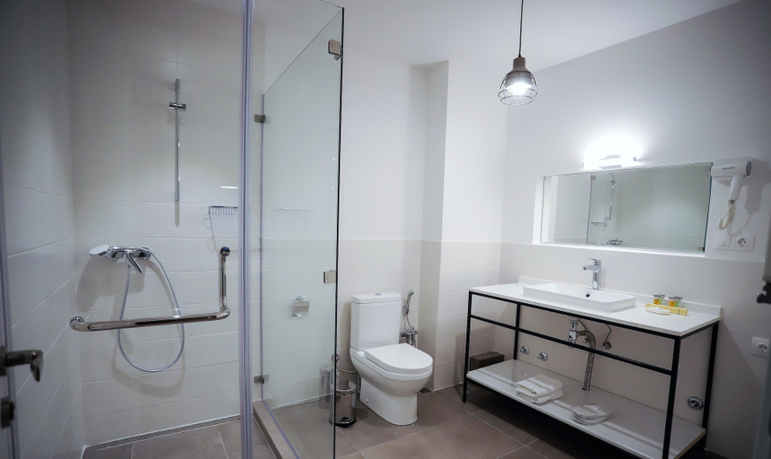 Bathroom 4, Hotel Sabu, Tbilisi