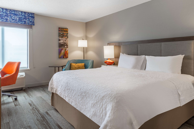 Bedroom 2, Hampton Inn Lacrosse/Onalaska, La Crosse