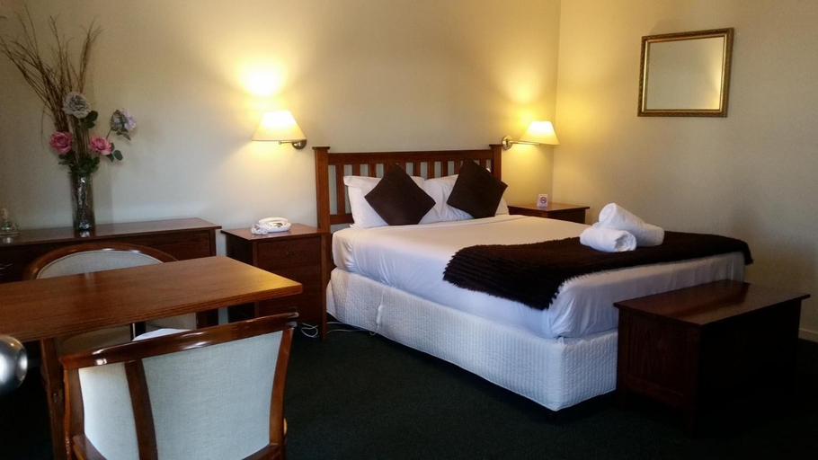 Bedroom 4, Ringwood Lake Inn, Maroondah - Ringwood