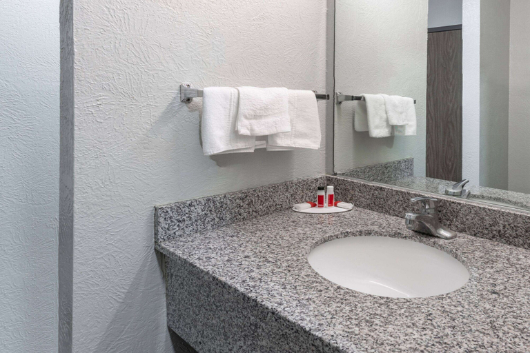 Bathroom 4, Super 8 by Wyndham Amarillo Central TX, Potter