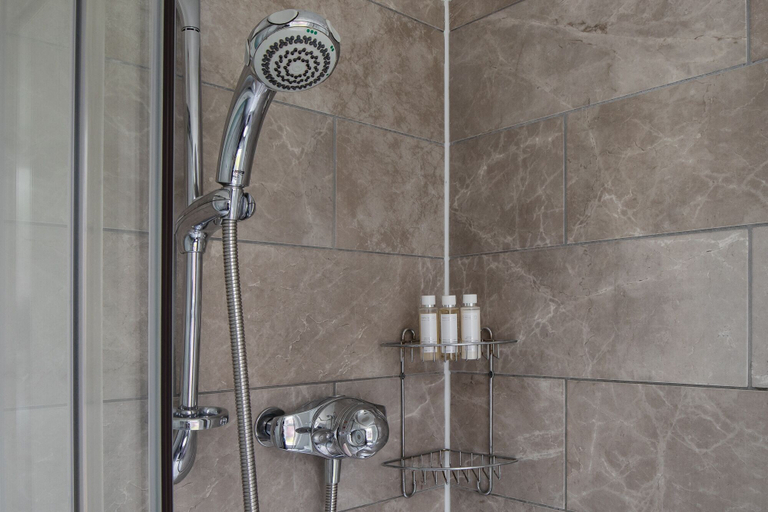 Bathroom 4, Ocean House, Cornwall