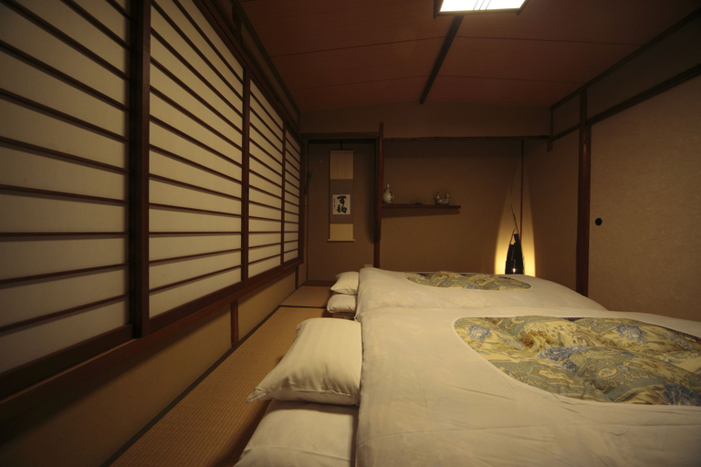 Bedroom, Gion - Kinpyo, Kyoto