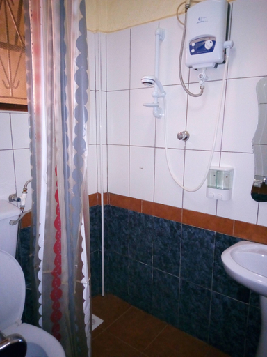 Bathroom 4, J Residence Motel Entebbe, Busiiro