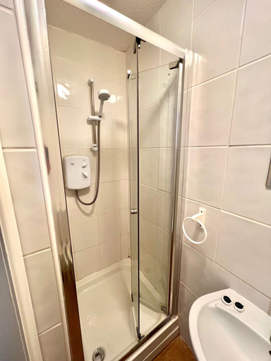 Bathroom 3, The Brunswick Hotel, East Riding of Yorkshire
