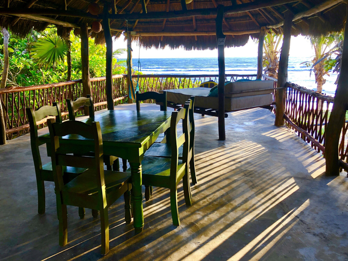 Food & Drinks 5, Nueva Vida de Ramiro, Cozumel