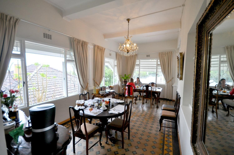 Food & Drinks 4, Villa Zeezicht, City of Cape Town