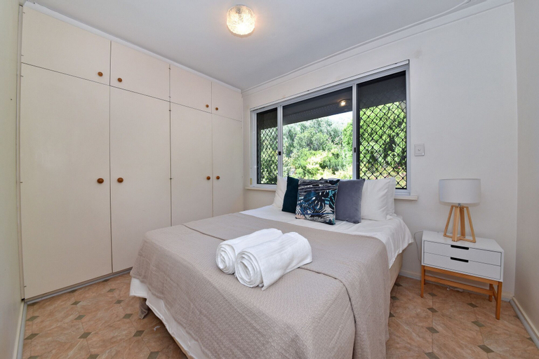 Bedroom 3, Comfy Home near Airport & City 2280, Belmont