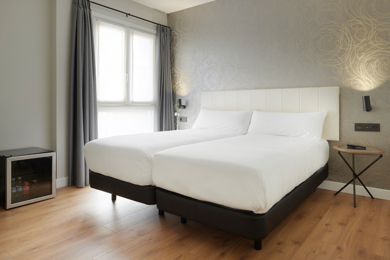 Bedroom 5, Hotel Arrizul Beach, Guipúzcoa
