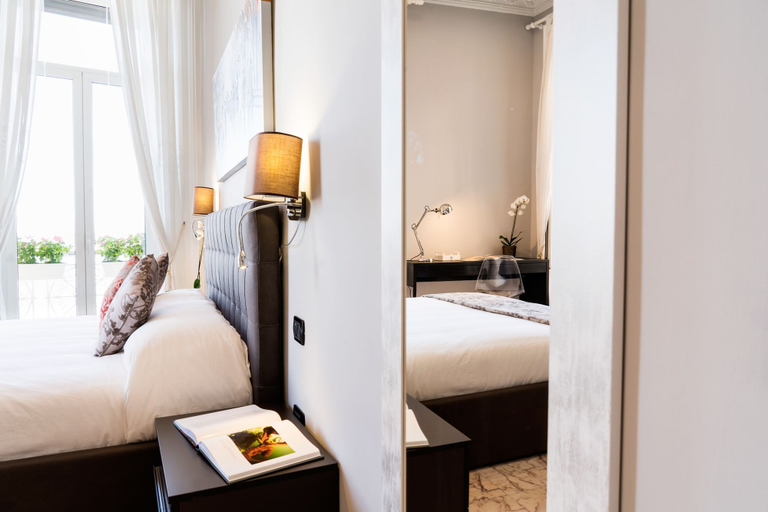 Bedroom 4, Seaside Caracciolo, Napoli