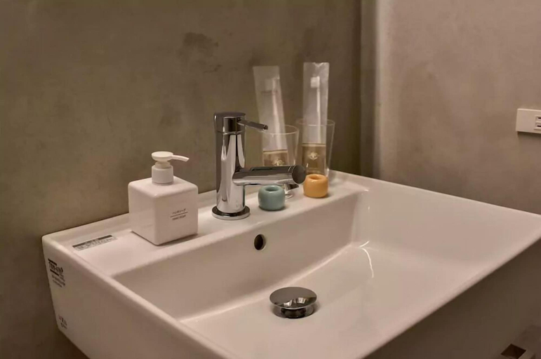 Bathroom 3, Muse House, Kyoto