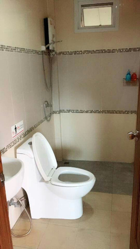Bathroom 3, Nhan Phatthalung, Songkhla Lake