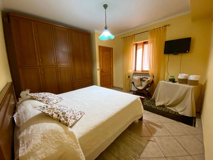 Bedroom 3, B&B A Casa di Nonna, L'Aquila