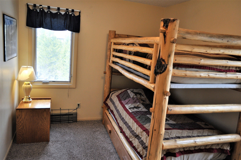 Bedroom 2, Key Condos 3 Bed 2 Bath, Summit