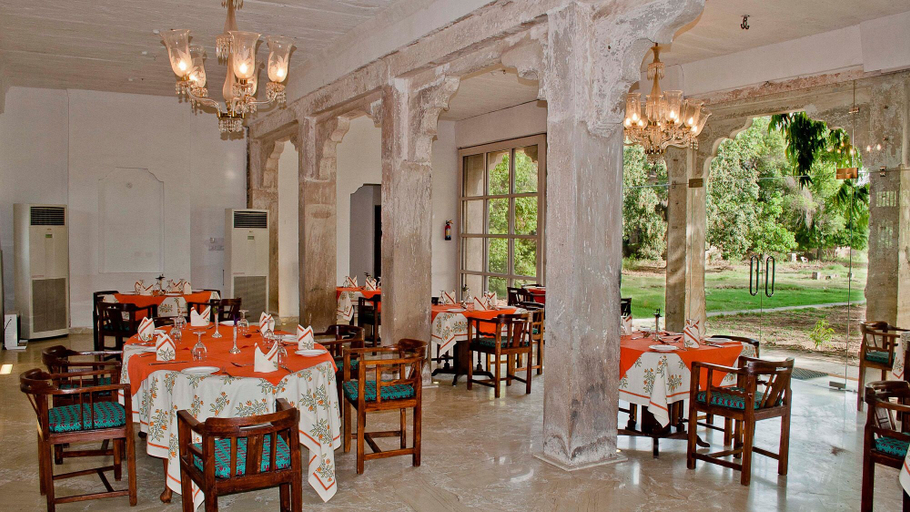 Food & Drinks 5, Neemrana's - Deo Bagh, Gwalior
