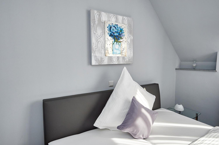 Bedroom 2, KOMM' IN Hotel, Euskirchen