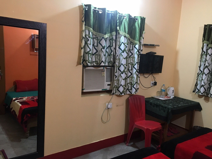 Bedroom 4, Kundan Bazar Guest House, Gaya