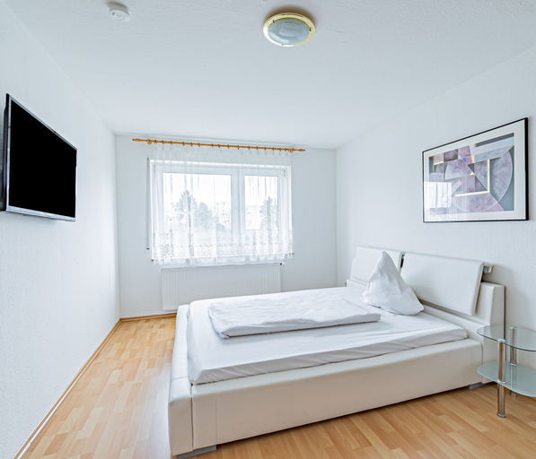 Bedroom 4, Hotel Tannenblick, Wetteraukreis