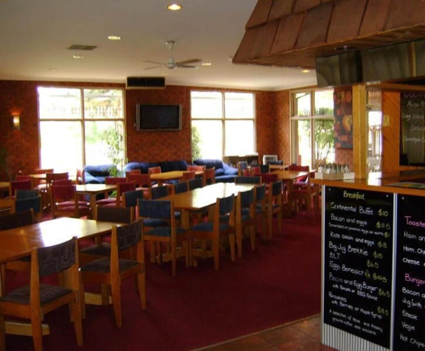Food & Drinks 5, Merrijig Motor Inn Resort, Mansfield