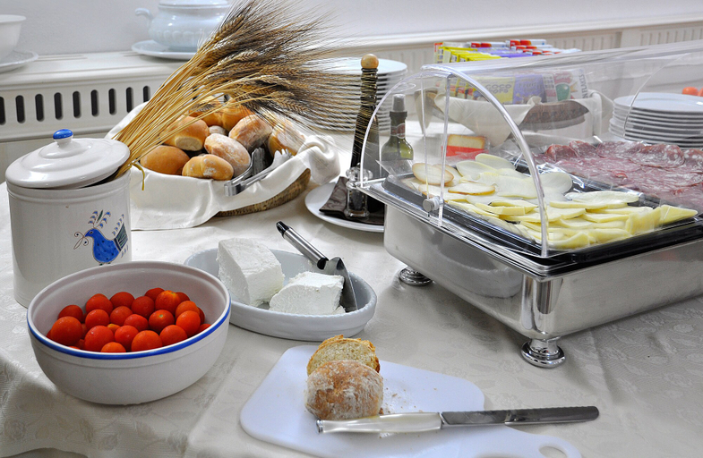 Food & Drinks 5, Hotel RaffaEl, Cagliari