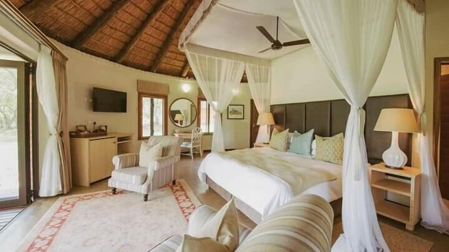 Bedroom 4, Lilayi Lodge, Kafue