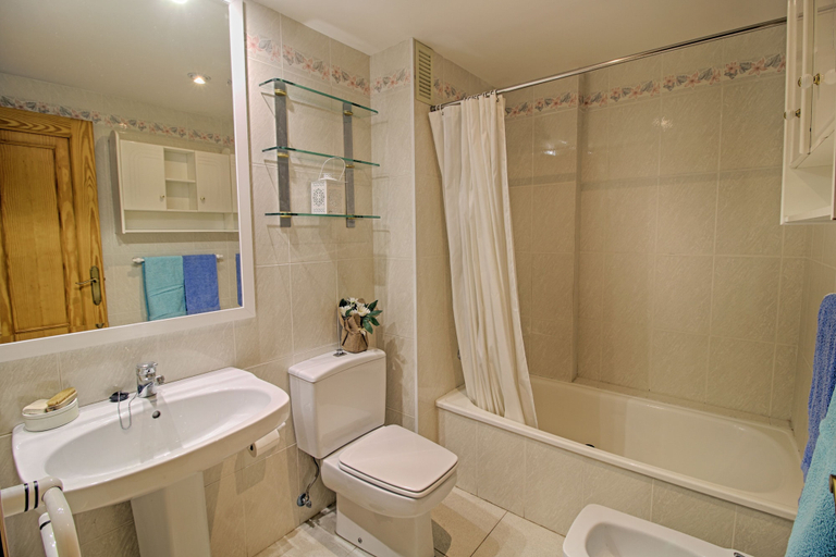 Bathroom, Apartamento Calpe Playa 3, Alicante