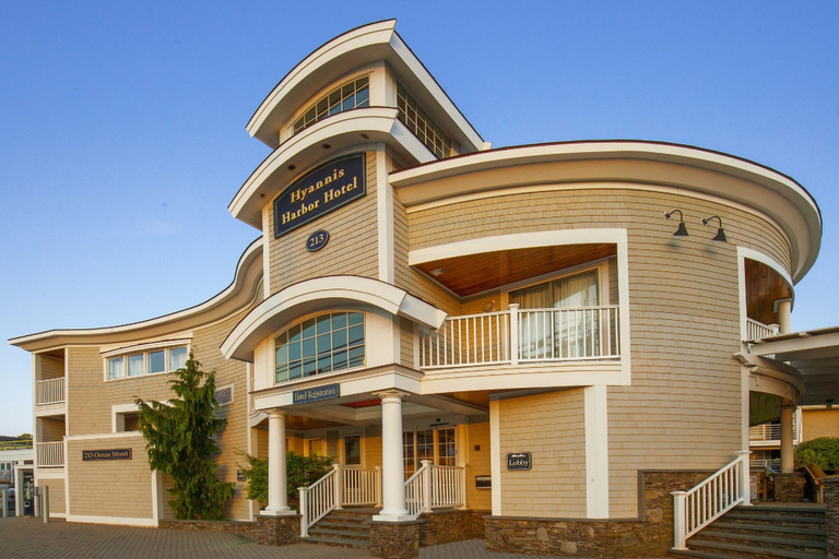 Exterior & Views 1, Hyannis Harbor Hotel, Barnstable