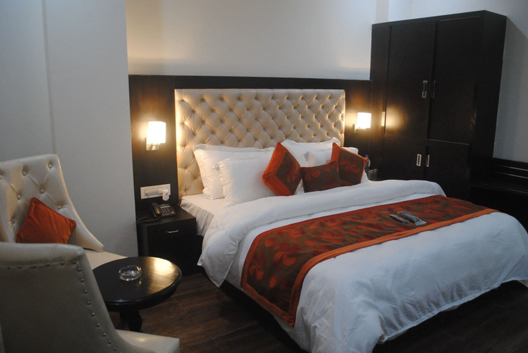 Bedroom 4, Hotel Triund Heights, Kangra