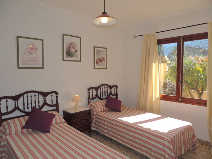 Bedroom 3, Villa Cas Padri, Baleares