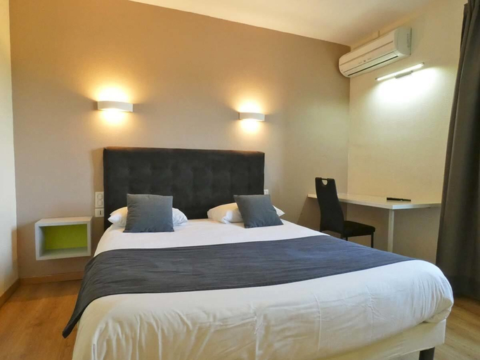 Bedroom 3, Hôtel Le Sarac, Hérault