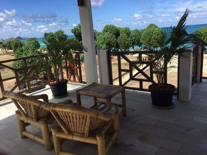 Exterior & Views 26