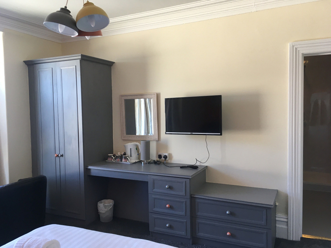 Bedroom 2, Min Y Mor Hotel, Gwynedd