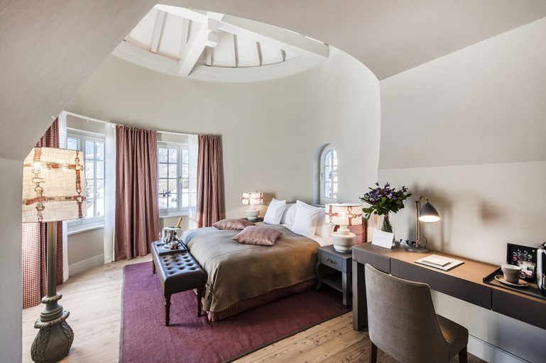 Bedroom 3, Le Grand Bellevue, Saanen
