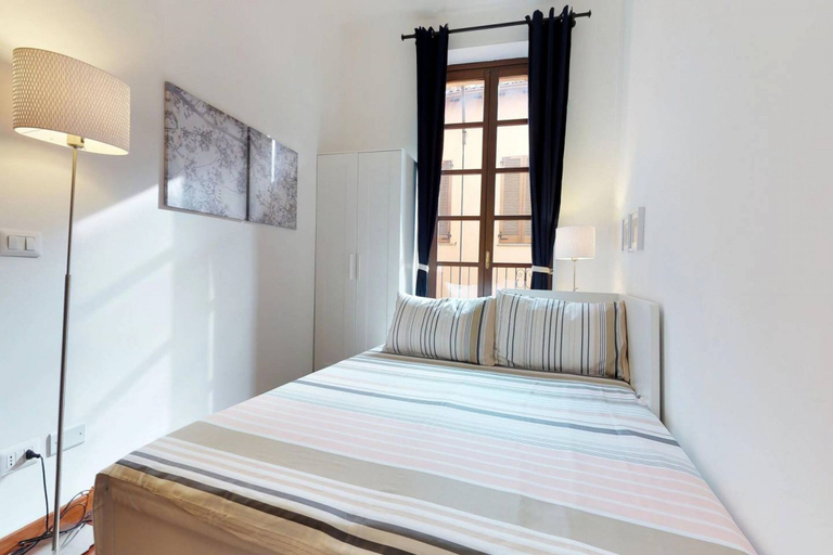 Room 5, Fashion District Apartment, Milano