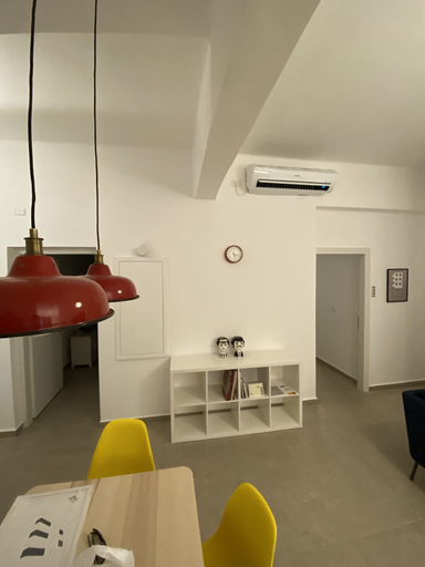 Others 1, Roza apartment