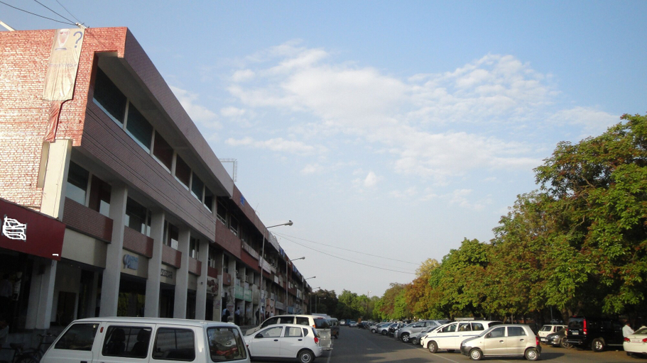 Exterior & Views 2, Maya Hotel, Chandigarh