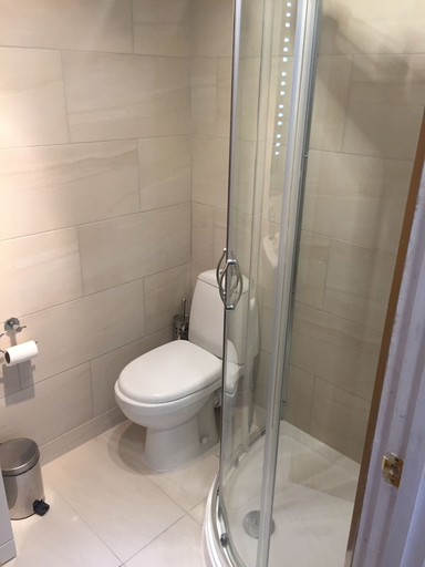 Bathroom 4, Crescent Hotel, Reading