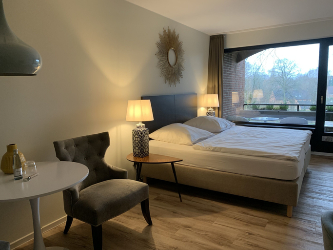 Bedroom 5, Das Hotel Ostseeblick, Plön