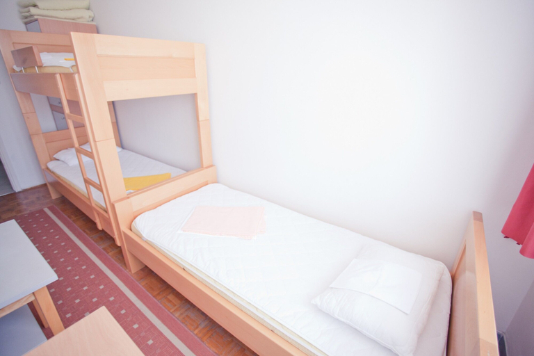 Bedroom 4, HI Hostel Zagreb, Zagreb