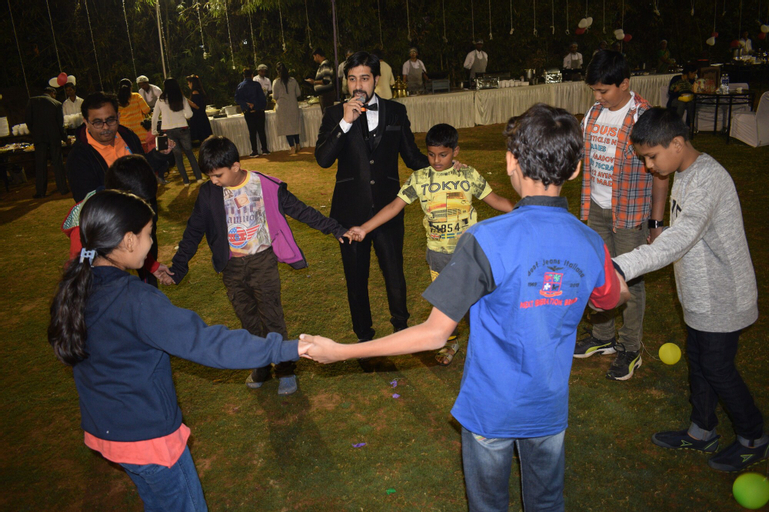 Food & Drinks 5, Manas Resort with Petting Zoo, Thane
