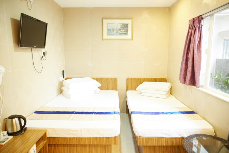 Bedroom 5, Kam Fu Guest House, Kowloon