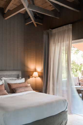 Bedroom 3, Kefalari Suites, Attica