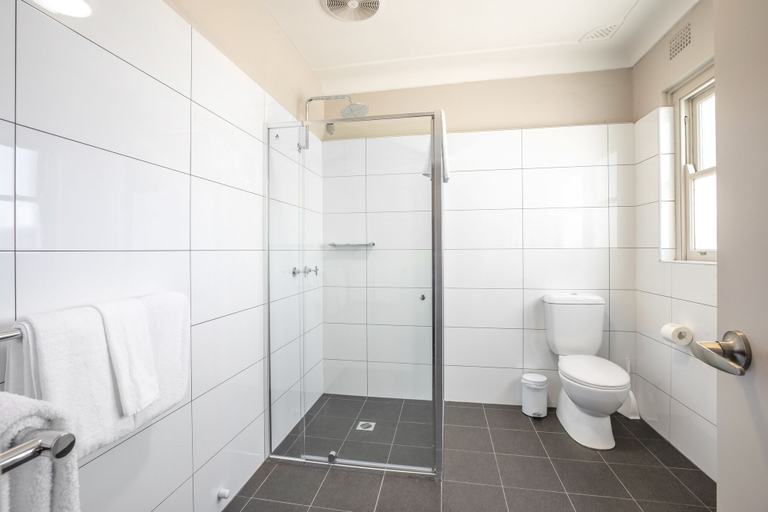 Bathroom 4, Nightcap at Ocean Beach Hotel, Gosford - West