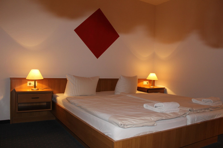 Bedroom 3, Hotel Riedel, Görlitz