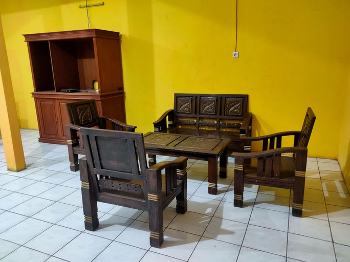 Others 5, Hotel Dirgantara, Temanggung