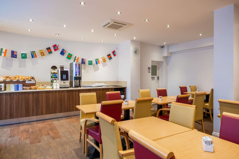Food & Drinks 5, Comfort Inn Edgware Road W2, London